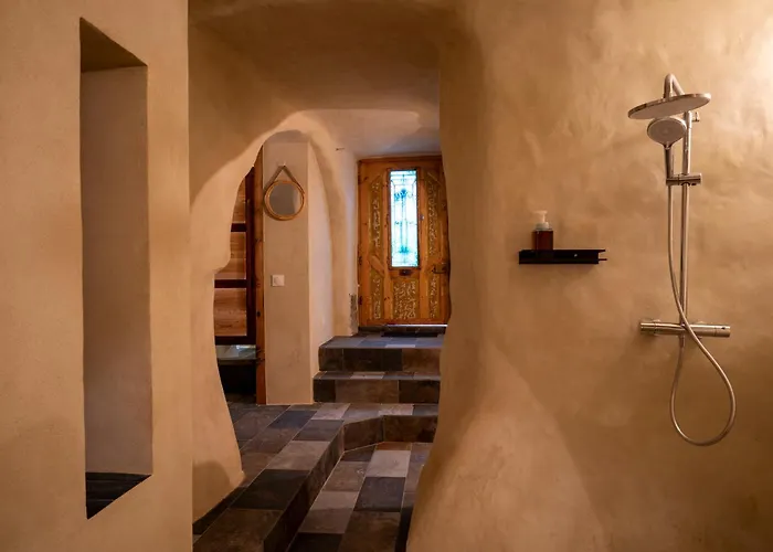 Le Nid De La Bueges Pegairolles-de-Bueges