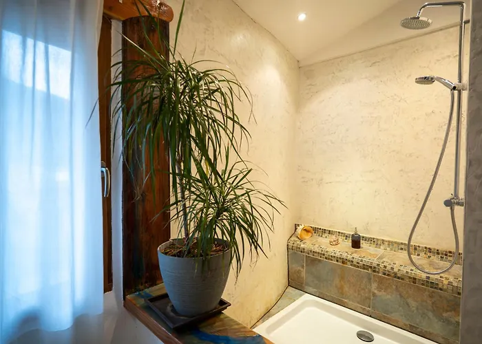 Le Nid De La Bueges Pegairolles-de-Bueges